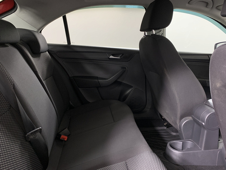 VOLKSWAGEN Polo 1.6, 2020 года, Автоматическая, КРАСНЫЙ