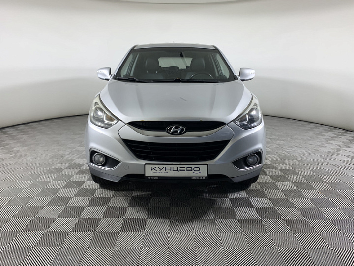 Hyundai ix35 2, 2014 года, Автоматическая, Серебристый