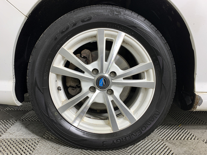 PEUGEOT 408 1.6, 2013 года, Автоматическая, БЕЛЫЙ
