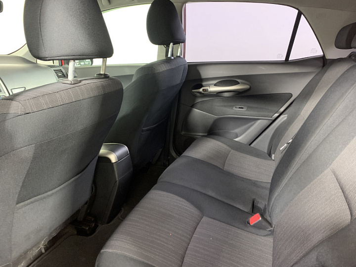 TOYOTA Auris 1.4, 2007 года, Механика, КРАСНЫЙ