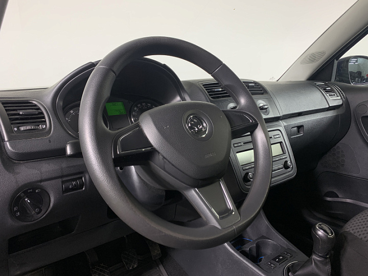 SKODA Fabia 1.2, 2014 года, Механика, ТЕМНО-СИНИЙ