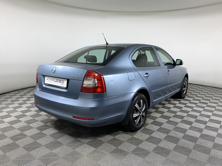 SKODA Octavia 1.6, 2010 года, Автоматическая, Серо-голубой