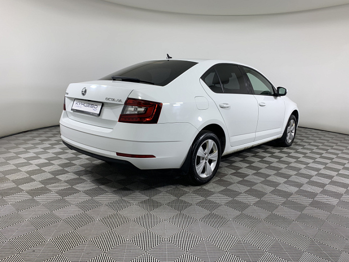 SKODA Octavia 1.4, 2018 года, Робот, БЕЛЫЙ