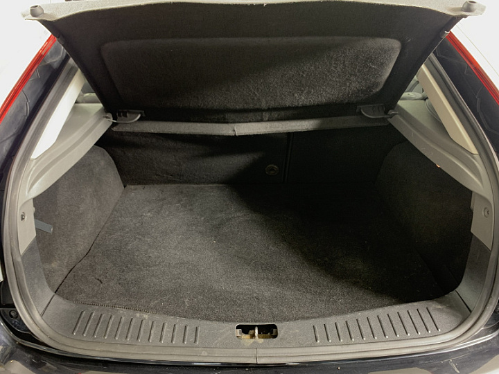Ford Focus 1.6, 2008 года, Механика, ЧЕРНЫЙ