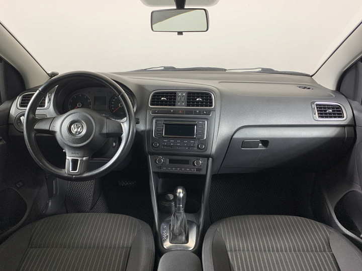 VOLKSWAGEN Polo 1.6, 2013 года, Автоматическая, ВИШНЕВО-КРАСНЫЙ