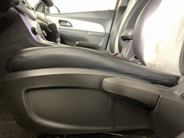 CHEVROLET Cruze 1.6, 2011 года, Автоматическая, БЕЖЕВЫЙ