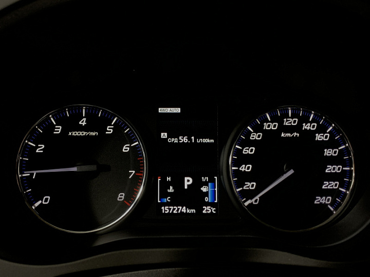 MITSUBISHI Outlander 2.4, 2013 года, Вариатор, Серебристый