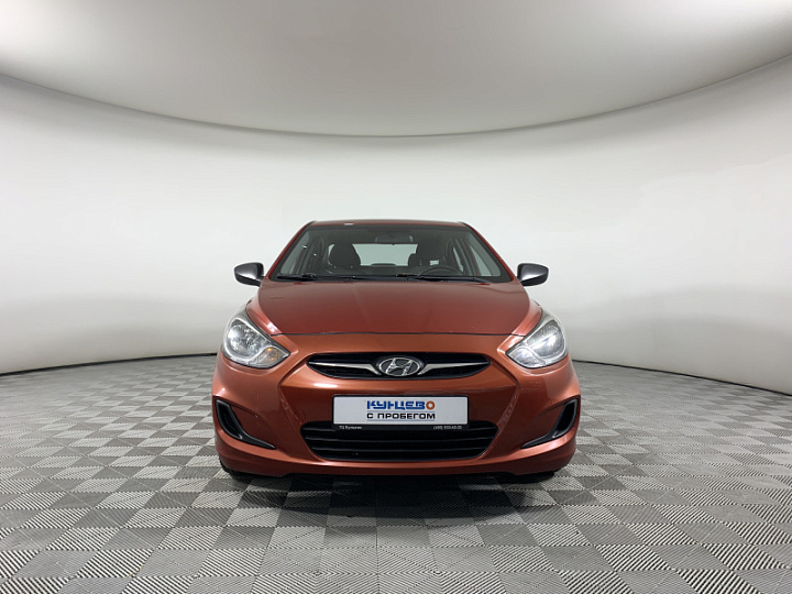 HYUNDAI Solaris 1.6, 2011 года, Механика, Красный гранат