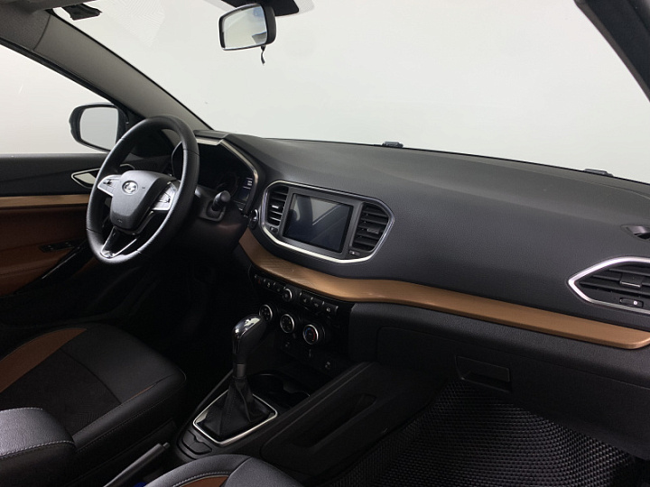 LADA (ВАЗ) Vesta 1.6, 2022 года, Вариатор, Черный