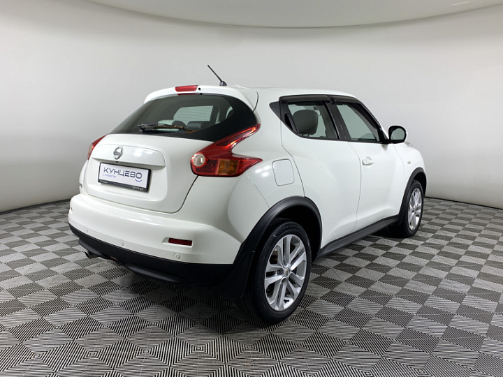 NISSAN Juke 1.6, 2014 года, Вариатор, БЕЛЫЙ