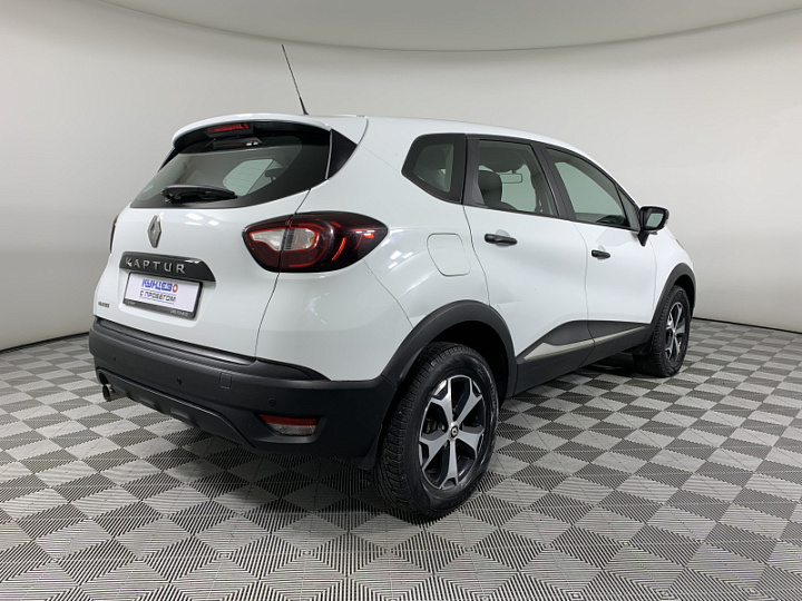RENAULT Kaptur 1.6, 2017 года, Вариатор, БЕЛЫЙ