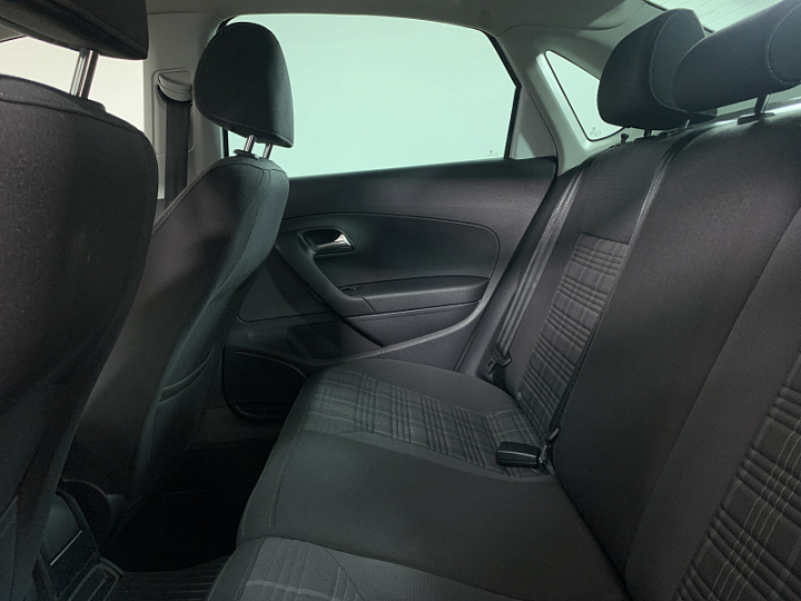 VOLKSWAGEN Polo 1.4, 2016 года, Робот, БЕЛЫЙ