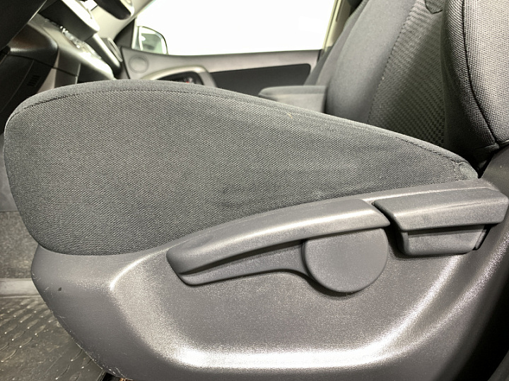 TOYOTA RAV4 2, 2011 года, Вариатор, ЧЕРНЫЙ