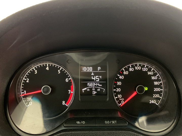 VOLKSWAGEN Polo 1.6, 2016 года, Автоматическая, Серебристый