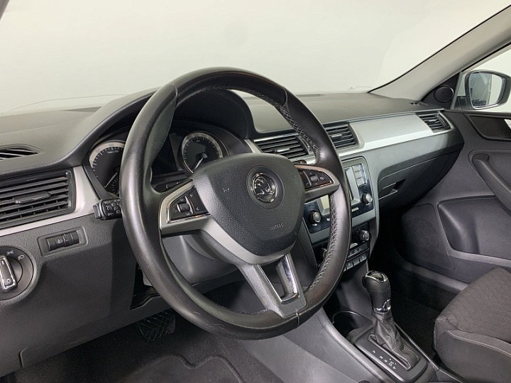 SKODA Rapid 1.4, 2016 года, Робот, БЕЛЫЙ