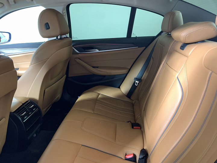 BMW 5 серии 3, 2018 года, Автоматическая, ТЕМНО-СИНИЙ