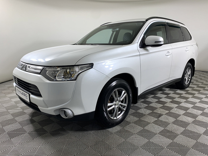 MITSUBISHI Outlander 2.4, 2013 года, Вариатор, БЕЛЫЙ