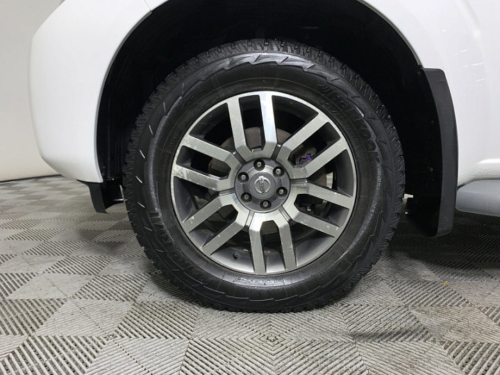 NISSAN Pathfinder 2.5, 2011 года, Автоматическая, БЕЛЫЙ