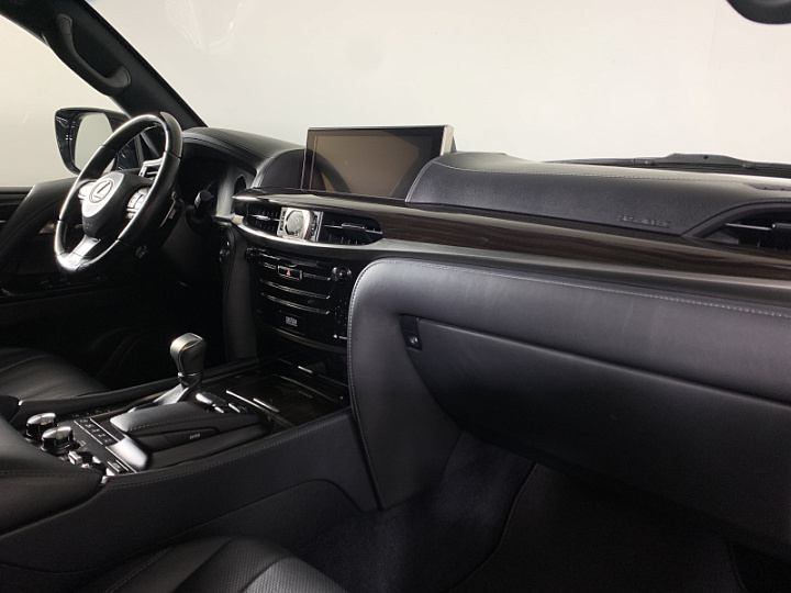 LEXUS LX 450d 4.5, 2018 года, Автоматическая, ЧЕРНЫЙ