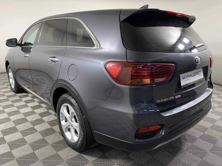 KIA Sorento 2.4, 2018 года, Автоматическая, СЕРЫЙ