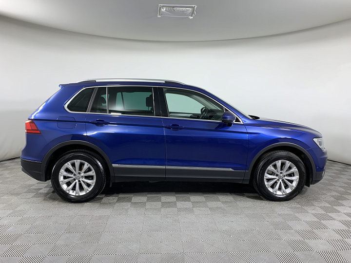 VOLKSWAGEN Tiguan 2, 2018 года, Робот, ЯРКО-СИНИЙ