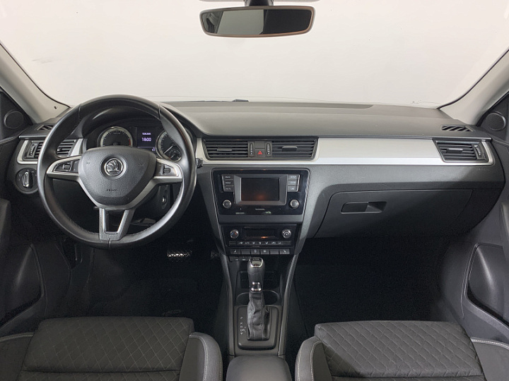 SKODA Rapid 1.4, 2016 года, Робот, БЕЛЫЙ