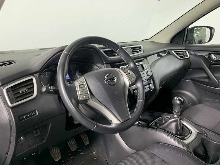 NISSAN Qashqai 2, 2015 года, Механика, ЧЕРНЫЙ