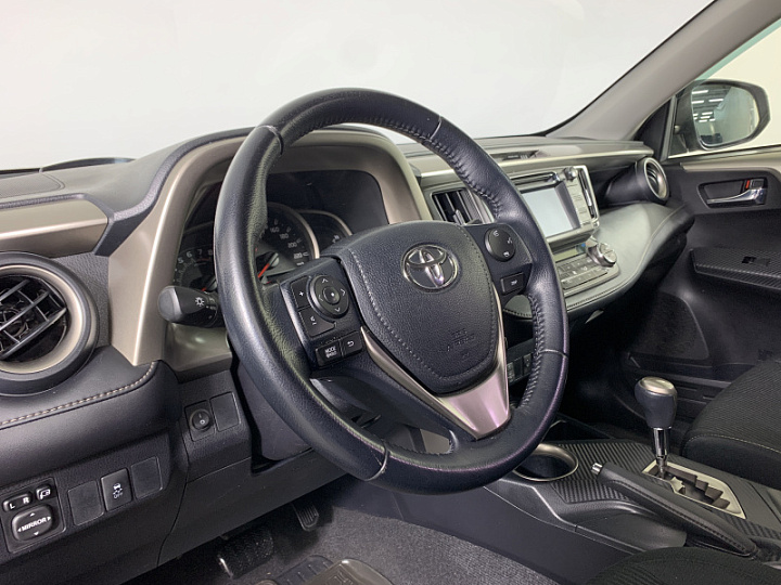 TOYOTA RAV4 2, 2015 года, Вариатор, ЧЕРНЫЙ