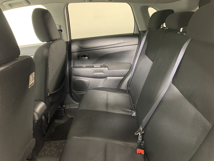 MITSUBISHI ASX 1.8, 2011 года, Вариатор, Серебристый