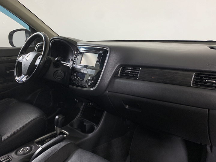 MITSUBISHI Outlander 2, 2016 года, Вариатор, ЧЕРНЫЙ