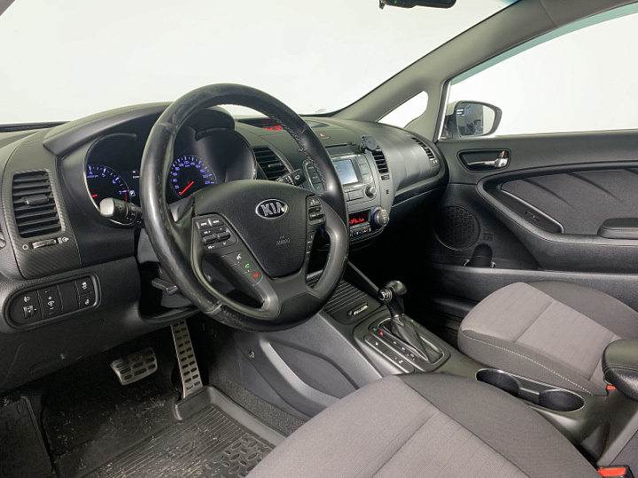 KIA Cerato 2, 2014 года, Автоматическая, БЕЛЫЙ