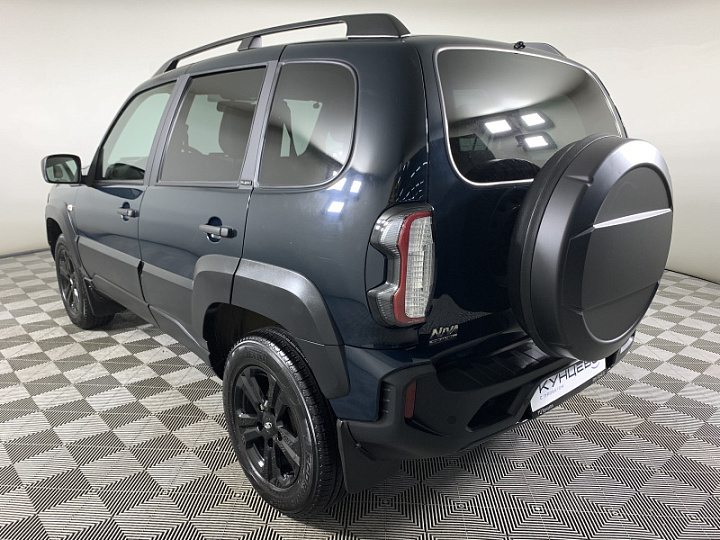 LADA (ВАЗ) Niva 1.7, 2022 года, mt, Зеленый