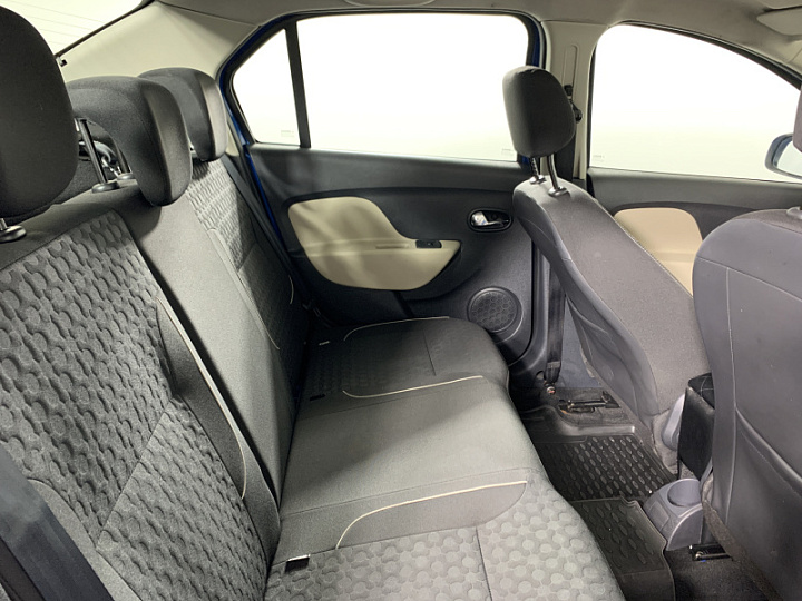 RENAULT Logan 1.6, 2015 года, Робот, Светло-синий