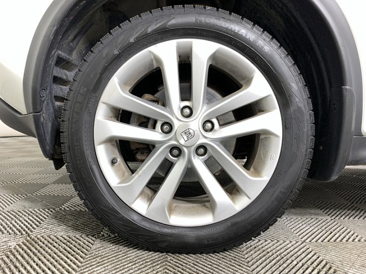 NISSAN Juke 1.6, 2014 года, Вариатор, БЕЛЫЙ