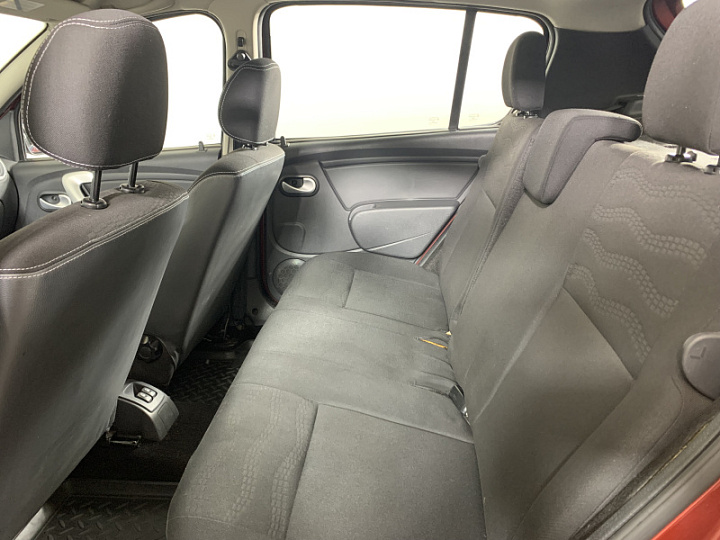 RENAULT Sandero Stepway 1.6, 2012 года, Механика, КРАСНЫЙ