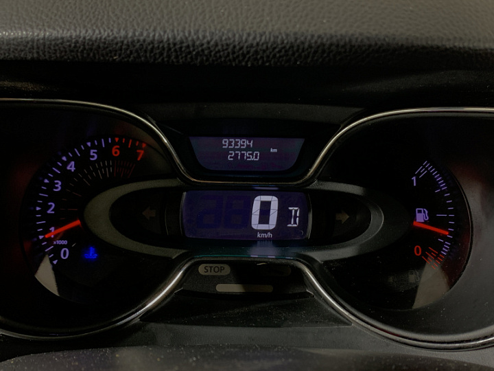 RENAULT Kaptur 1.6, 2018 года, Вариатор, БЕЖЕВЫЙ