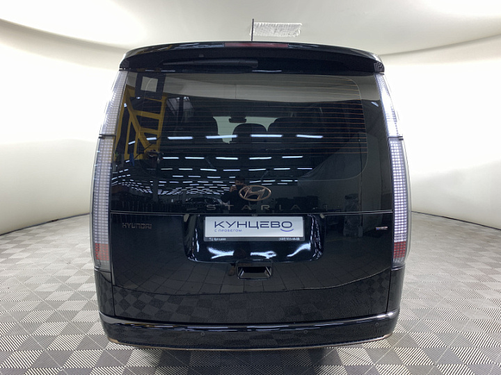 HYUNDAI Staria 2.2, 2022 года, Автоматическая, ЧЕРНЫЙ