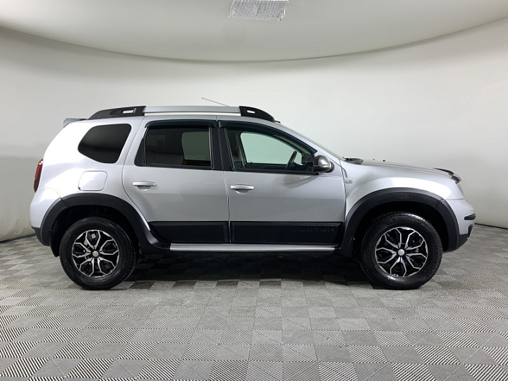 RENAULT Duster 2, 2019 года, Автоматическая, Серебристо-желтый