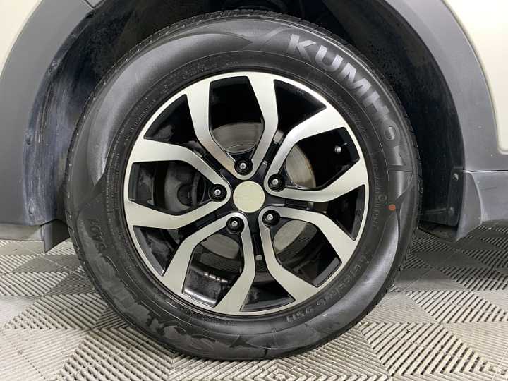 HYUNDAI Creta 1.6, 2018 года, Автоматическая, БЕЖЕВЫЙ