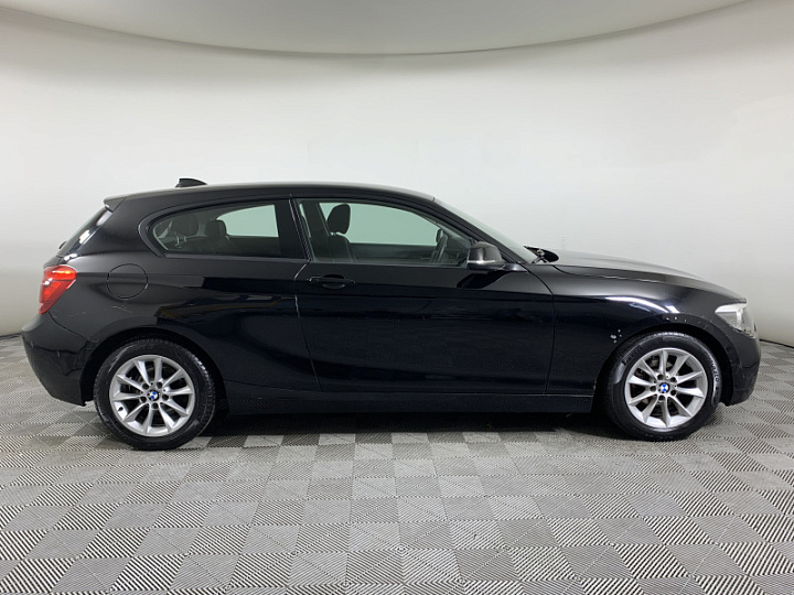 BMW 1 серии 1.6, 2012 года, Автоматическая, ЧЕРНЫЙ