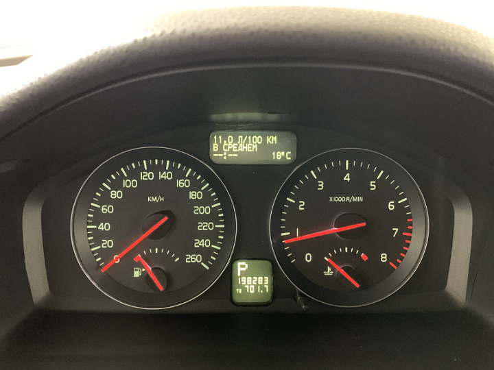 VOLVO S40 2.4, 2009 года, Автоматическая, КРАСНЫЙ