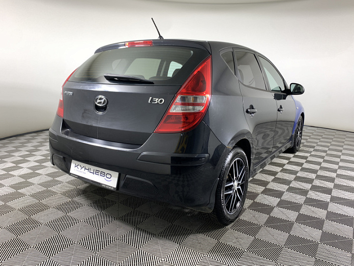 HYUNDAI i30 1.6, 2010 года, Автоматическая, ЧЕРНЫЙ