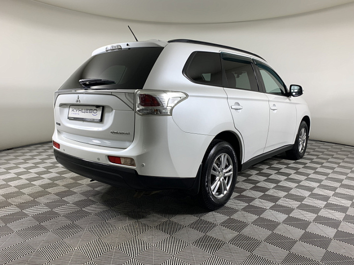 MITSUBISHI Outlander 2.4, 2013 года, Вариатор, БЕЛЫЙ