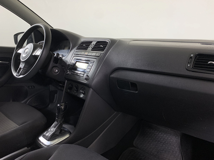 Volkswagen Polo 1.6, 2012 года, Автоматическая, ЧЕРНЫЙ