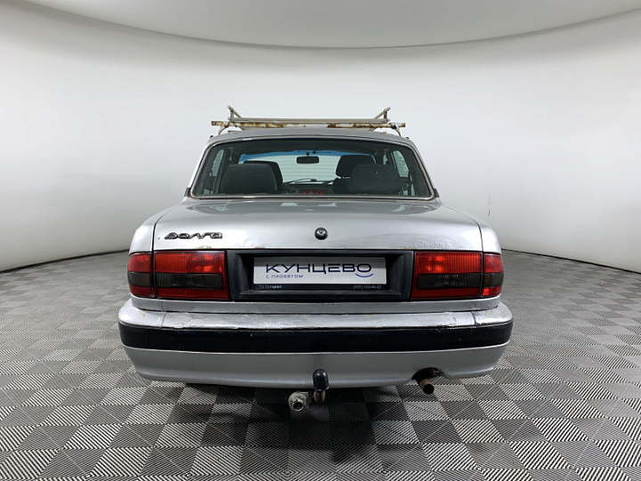 ГАЗ 31105 «Волга» 2.3, 2005 года, Механика, Серебристый
