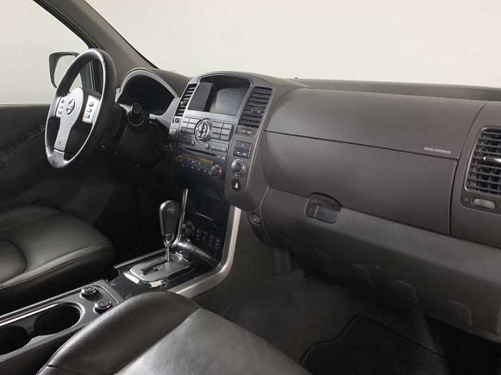 NISSAN Pathfinder 2.5, 2010 года, Автоматическая, Серебристый