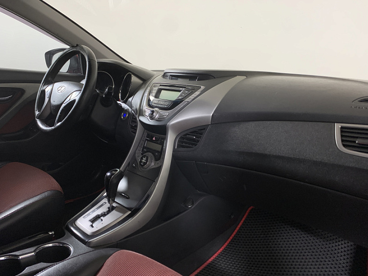 HYUNDAI Elantra 1.8, 2013 года, Автоматическая, КРАСНЫЙ