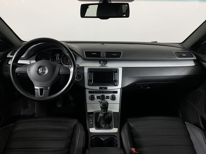 VOLKSWAGEN Passat CC 1.8, 2013 года, Механика, ЧЕРНЫЙ