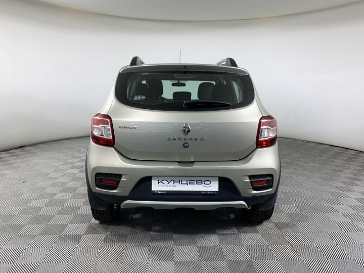 RENAULT Sandero Stepway 1.6, 2019 года, Механика, БЕЖЕВЫЙ