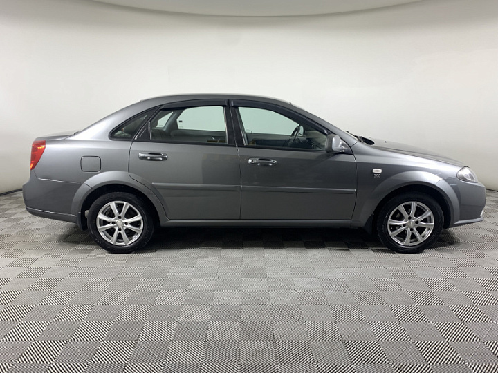Daewoo Gentra 1.5, 2015 года, Механика, Темно-серый